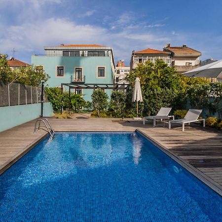 Lovelystay - Downtown Studio With Pool, Ac And Balcony OOporto Exteriör bild