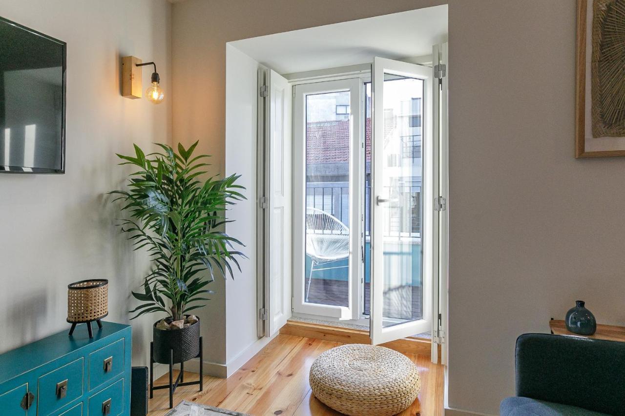 Lovelystay - Downtown Studio With Pool, Ac And Balcony OOporto Exteriör bild