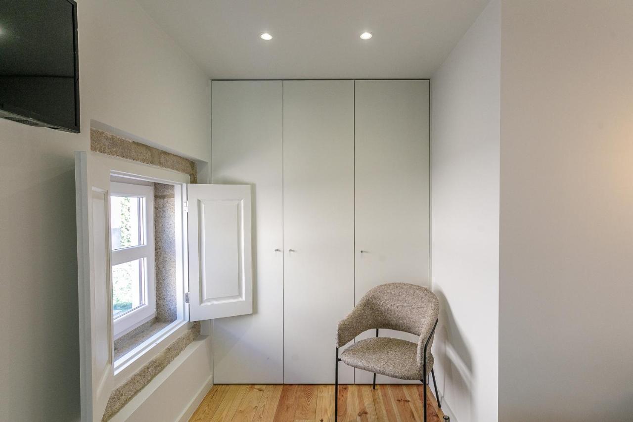 Lovelystay - Downtown Studio With Pool, Ac And Balcony OOporto Exteriör bild
